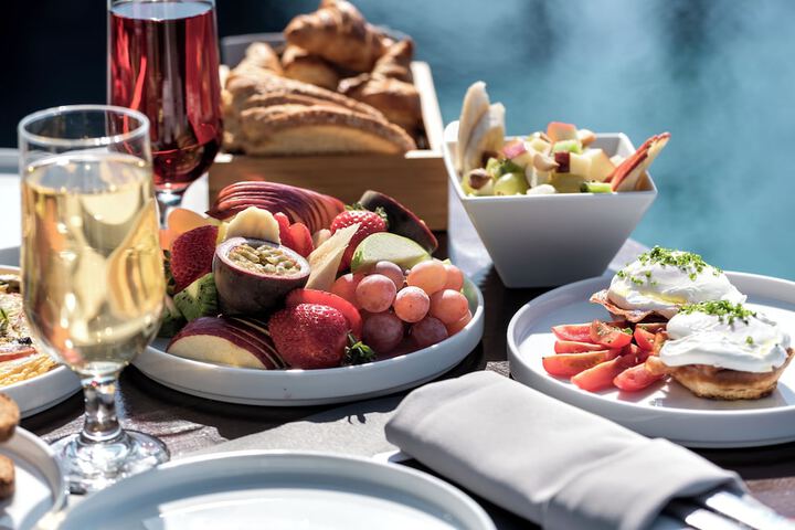 Breakfast/Coffee Service 149 of 181