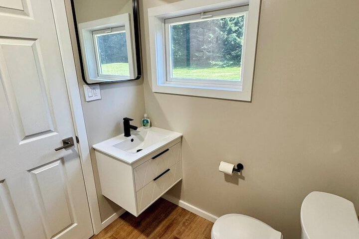 Room 4 of 15