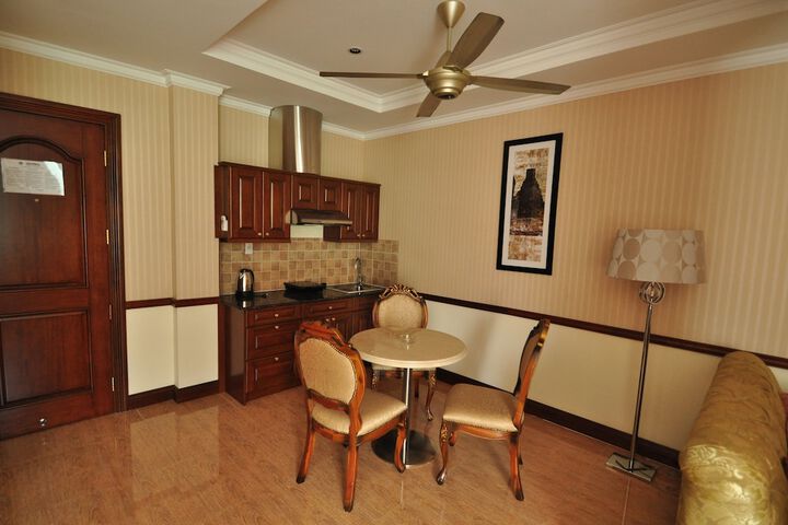 Room 28 of 50
