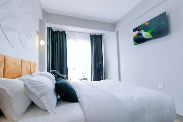 Room 27 of 61