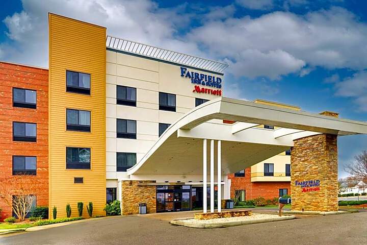Fairfield Inn & Suites by Marriott Dunn I-95