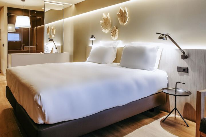 Room 34 of 118