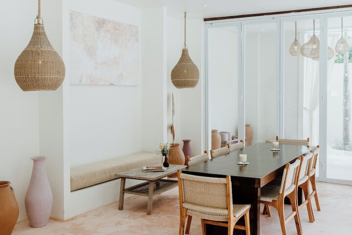 Dining 19 of 26