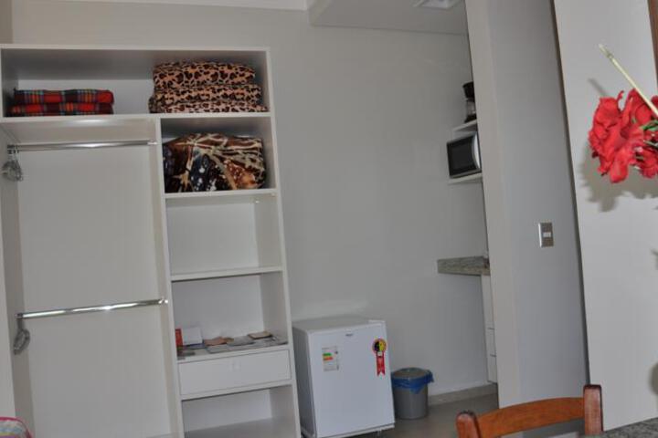 Room 52 of 61