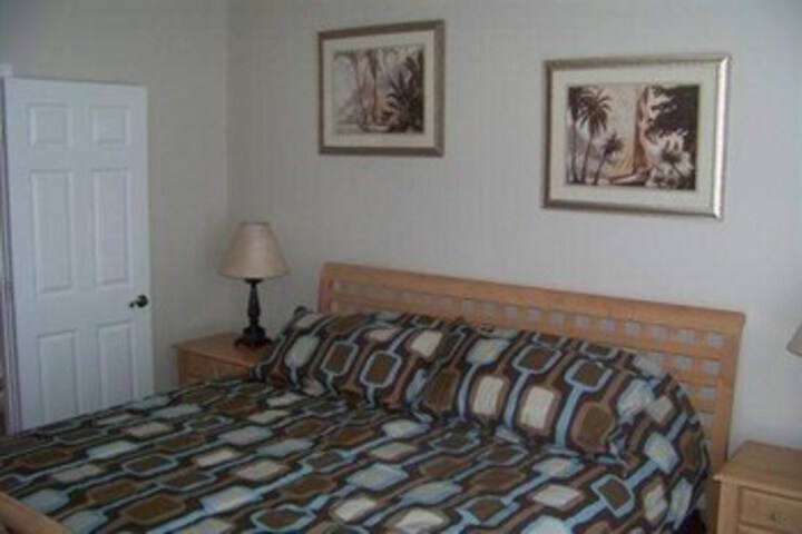 Room 83 of 92