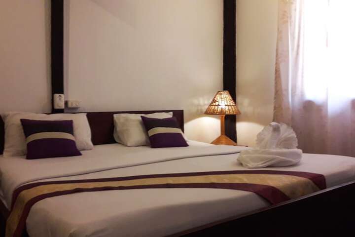 Room 15 of 53
