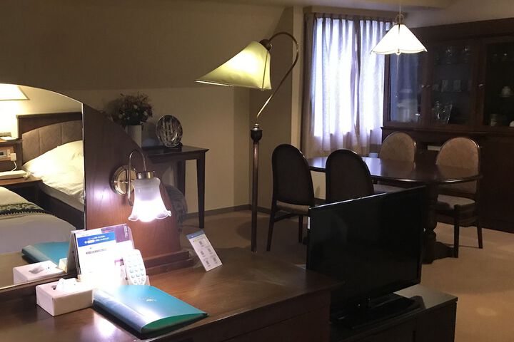 Room 19 of 56