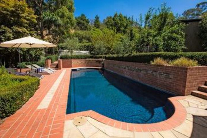 Pool 94 of 108