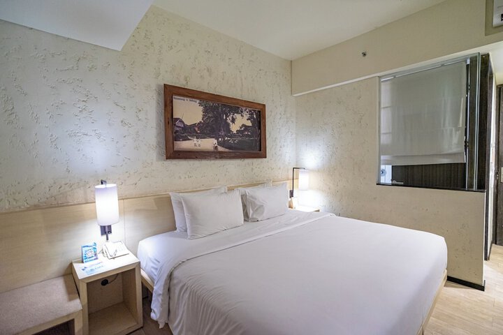 Room 21 of 66