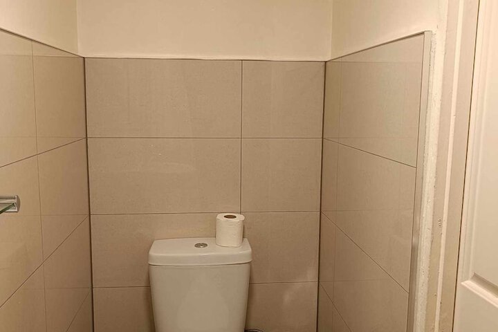 Room 206 of 283