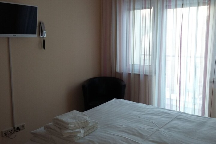 Room 19 of 46