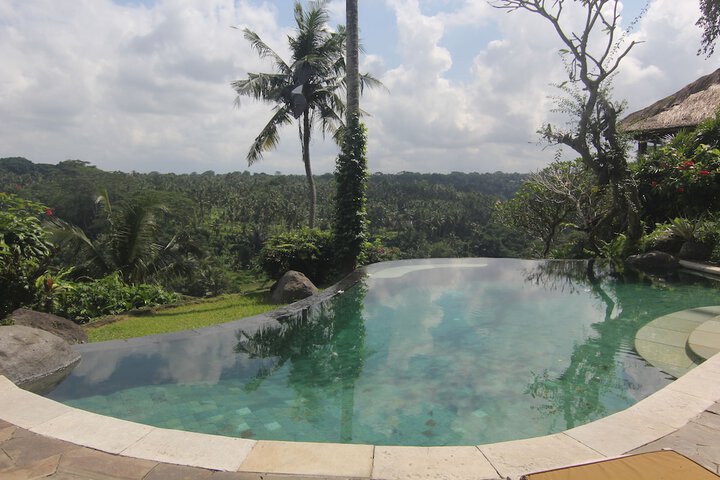 Pool 48 of 65