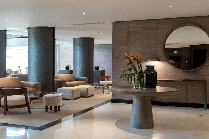 Guest Lobby