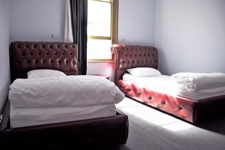 Room 13 of 68