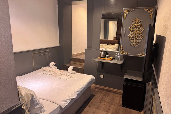 Room 34 of 75