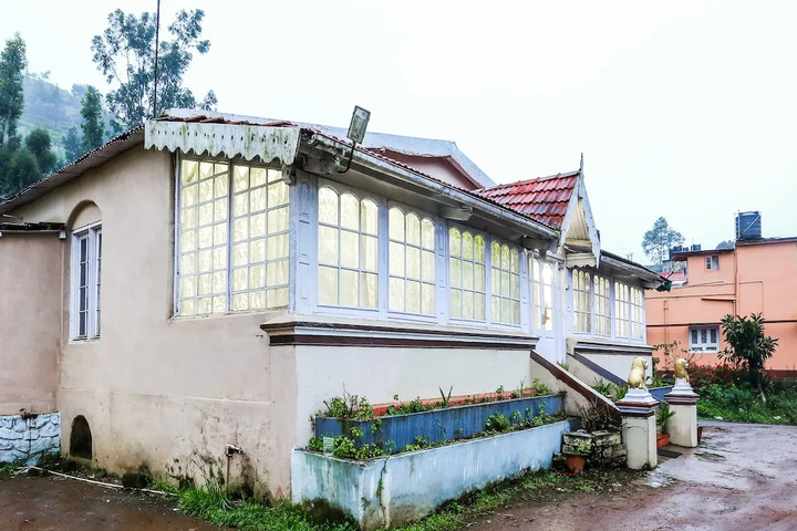 OYO 24868 Home Heritage Stay Rose Garden Ooty