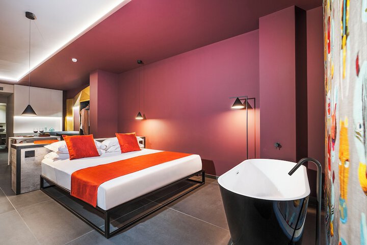 Room 26 of 112