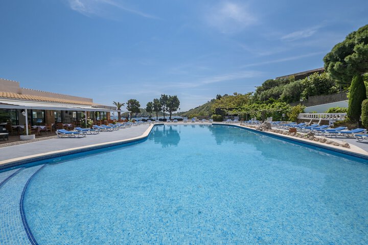 Pool 48 of 66