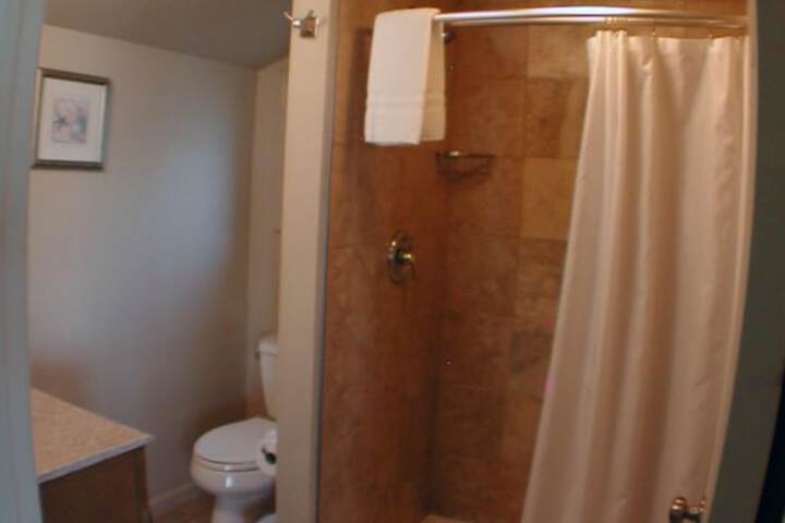 Room 36 of 43