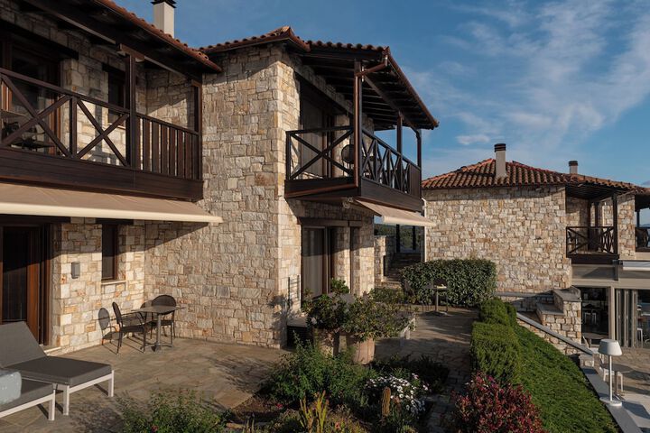 Terrace/Patio 13 of 48