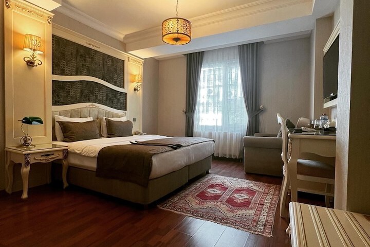 Room 26 of 53
