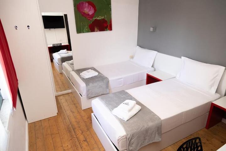 Room 46 of 97