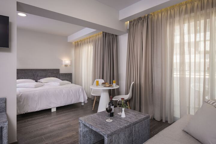 Room 32 of 114