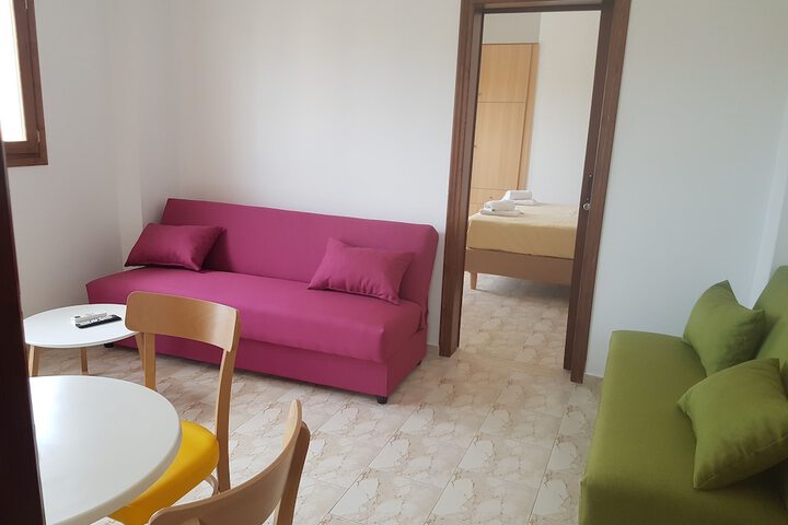 Room 77 of 157