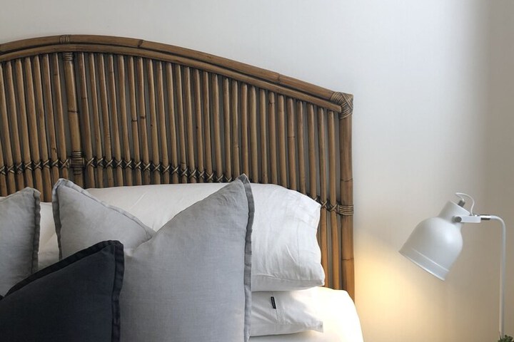 Room 6 of 24