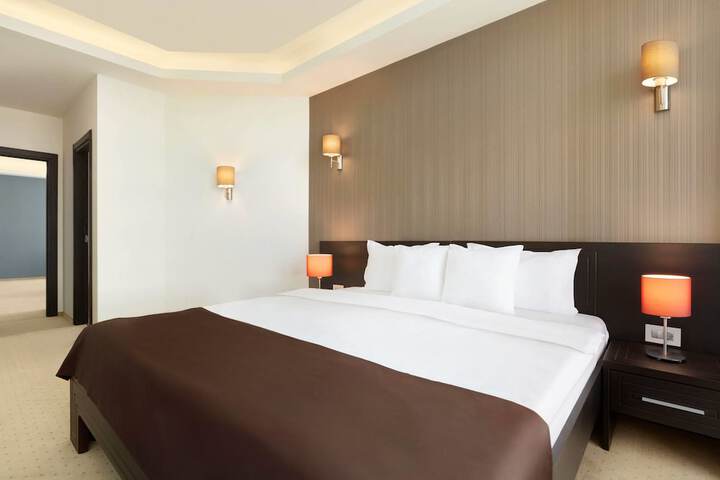 Room 21 of 62