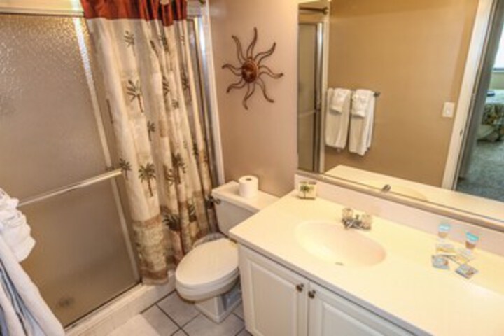 Room 7 of 26