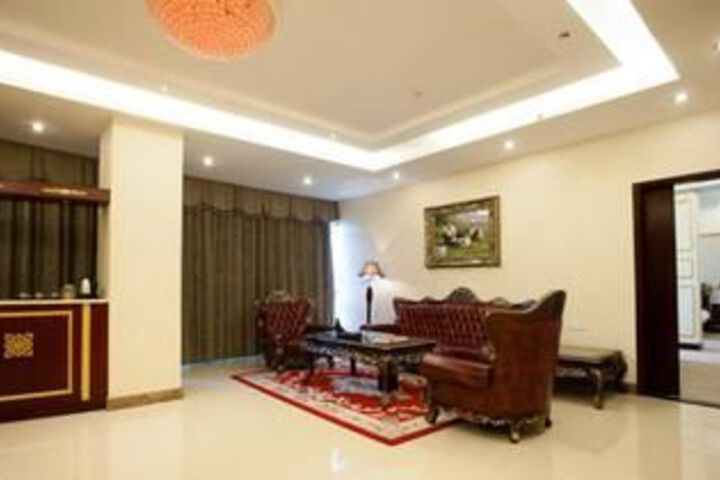 Room 49 of 68