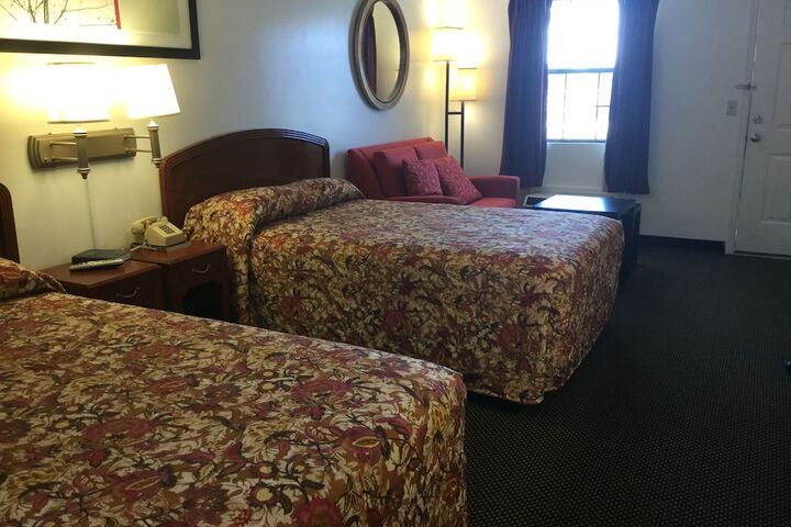 Room 2 of 20
