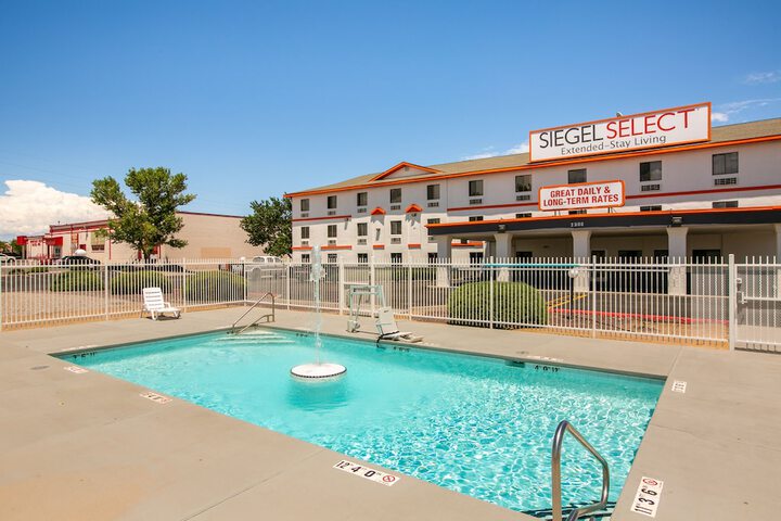 Pools & Facilities