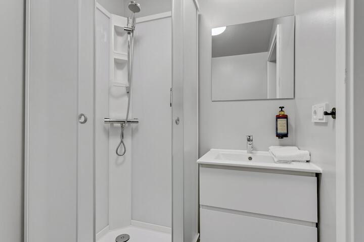 Room 78 of 87