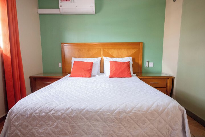 Room 4 of 46