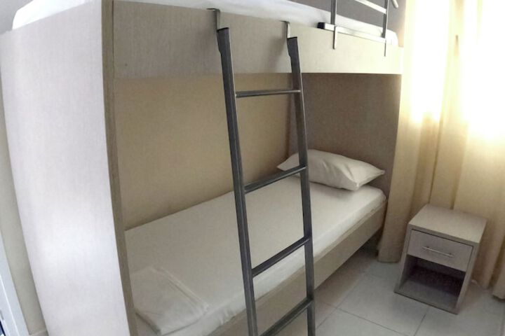 Room 45 of 71