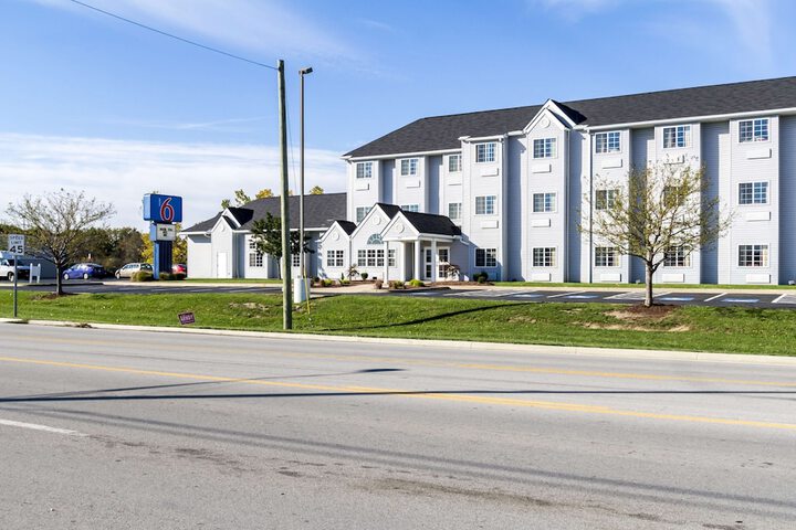 Motel 6 Huron OH Sandusky Huron | Bookonline.com