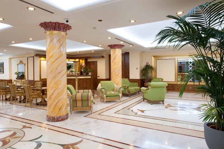 Lobby Photos