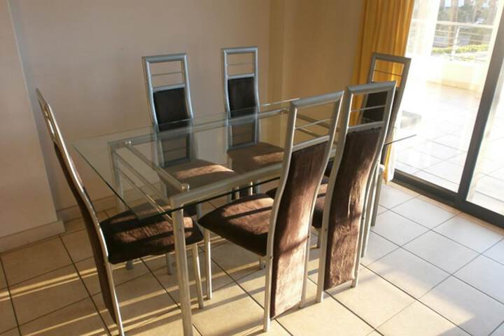 Room 8 of 25