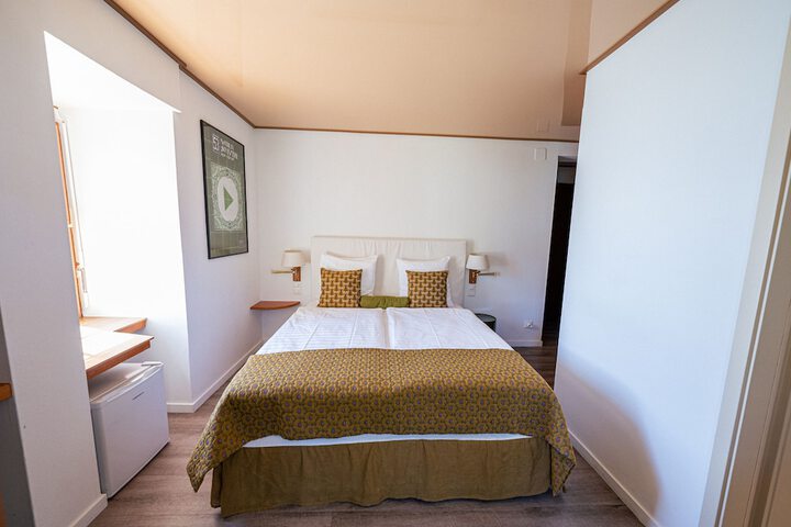 Room 13 of 105
