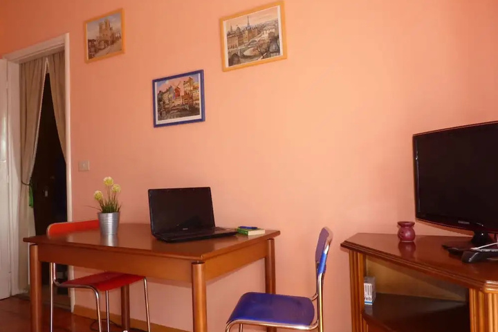 Room 3 of 19