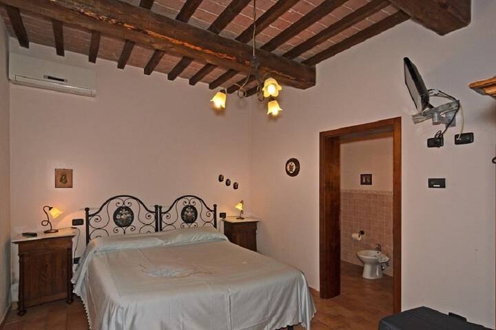 Room 3 of 29