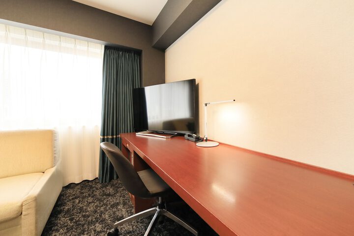 Room 19 of 43
