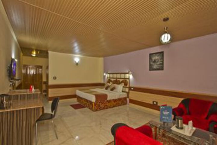 Room 6 of 20