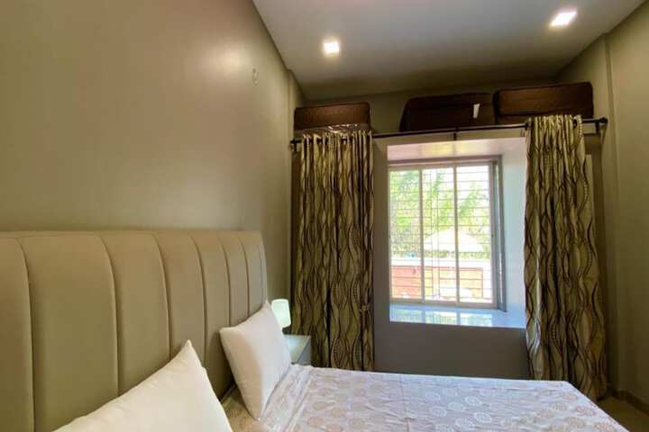 Room 6 of 86