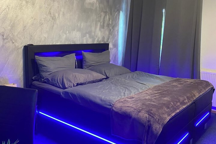 Room 3 of 16
