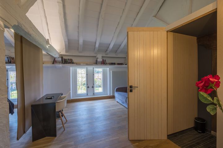 Room 28 of 78