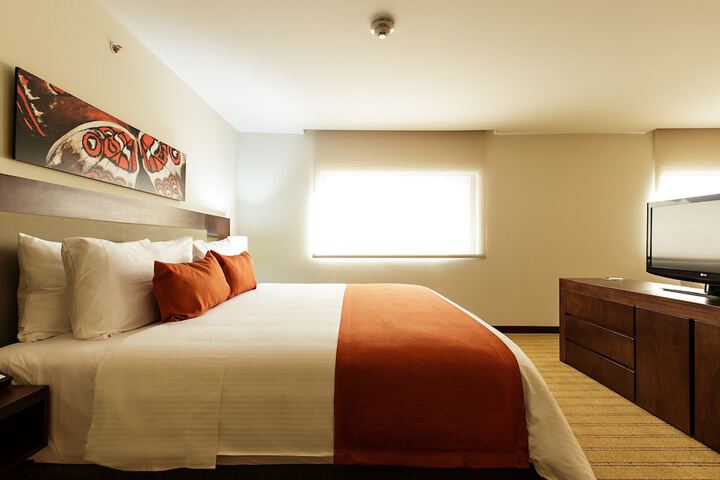 Room 7 of 65