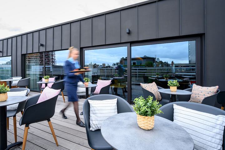 Terrace/Patio 58 of 60